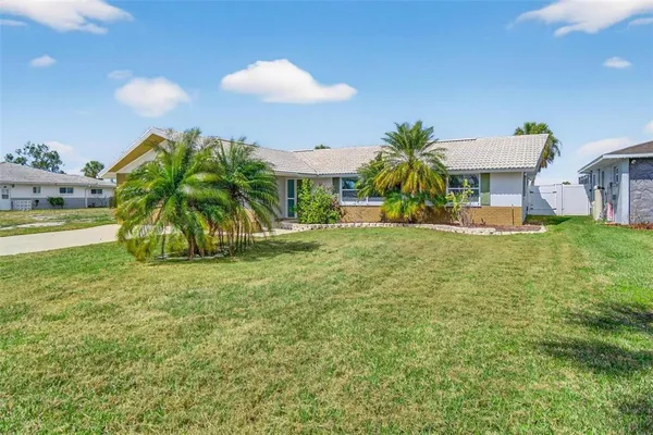 $2,500 | 4001 Topsail Trail, New Port Richey, FL 34652