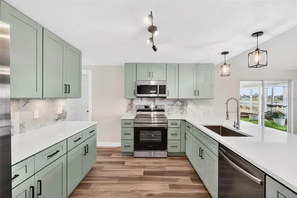 $2,500 | 4001 Topsail Trail, New Port Richey, FL 34652