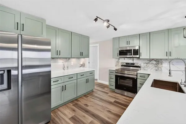 $2,500 | 4001 Topsail Trail, New Port Richey, FL 34652