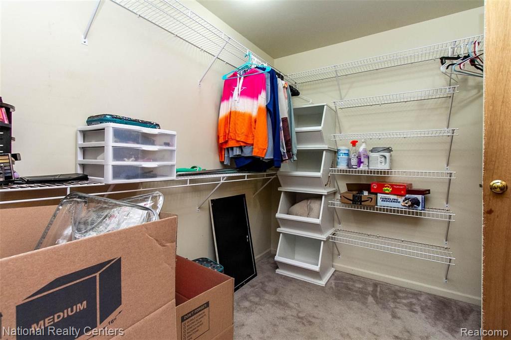 6547 Ridgeview Drive, Unit 28 Clarkston, MI 48346 - Photo 32 of 37