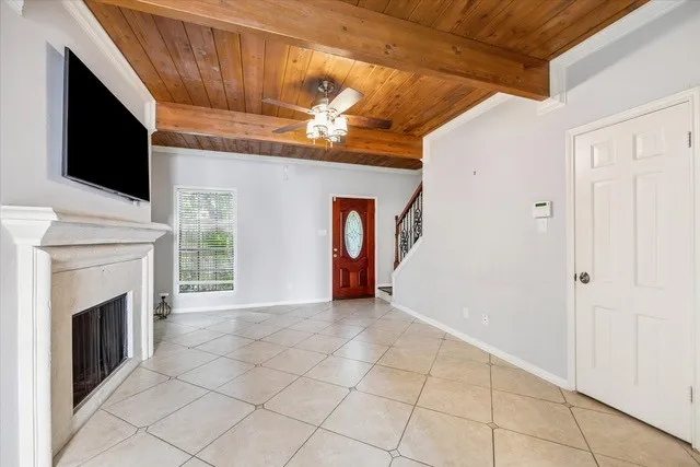 $280,000 | 5372 Brownway Street, Unit D34, Houston, TX 77056