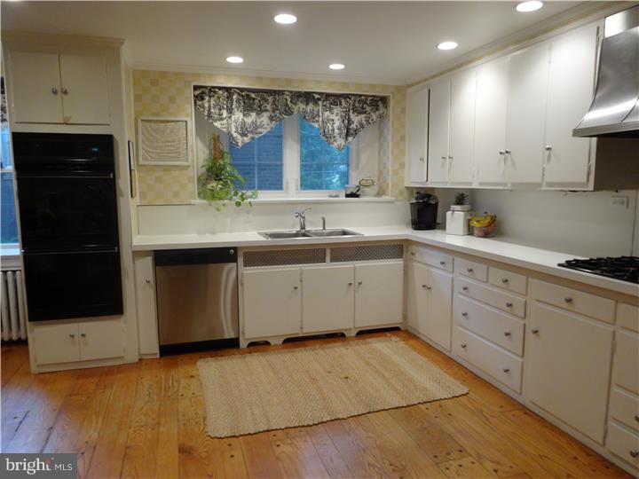 215 Old Forest Road Wynnewood, PA 19096 - Photo 7 of 25 Kitchen