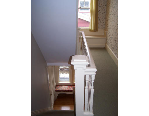 44 Berwick Street Worcester, MA 01602 - Photo 15 of 23