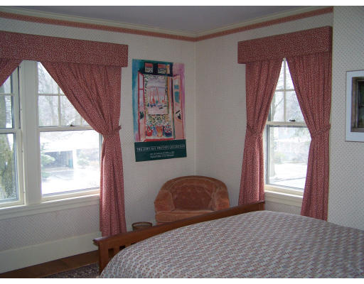44 Berwick Street Worcester, MA 01602 - Photo 17 of 23