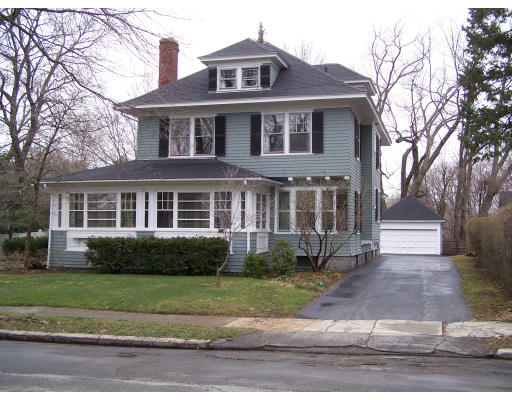 44 Berwick Street Worcester, MA 01602 - Photo 2 of 23