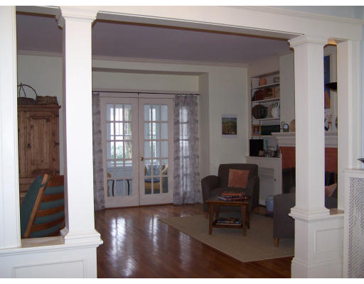 44 Berwick Street Worcester, MA 01602 - Photo 9 of 23