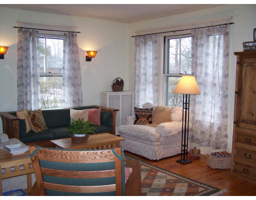 44 Berwick Street Worcester, MA 01602 - Photo 10 of 23