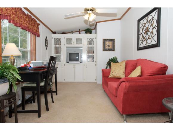 86 Eagle Drive Rochester, NH 03868 - Photo 14 of 32