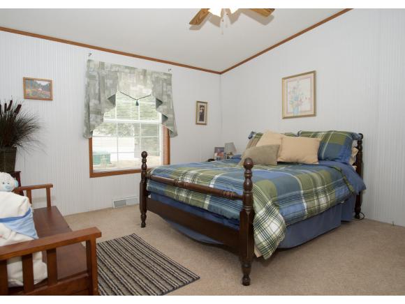 86 Eagle Drive Rochester, NH 03868 - Photo 22 of 32