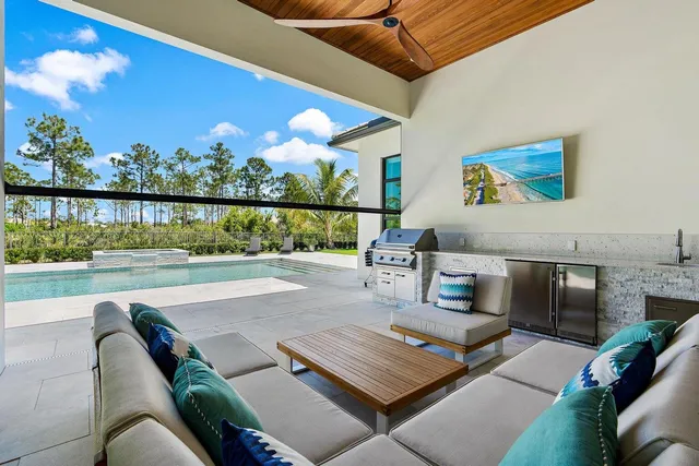 $3,999,990 | 20063 Southeast Gallberry Drive, Jupiter, FL 33458
