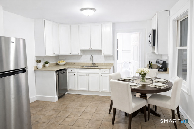 10 Balmforth Avenue, Unit 10 Danbury, CT 06810 - Photo 14 of 18