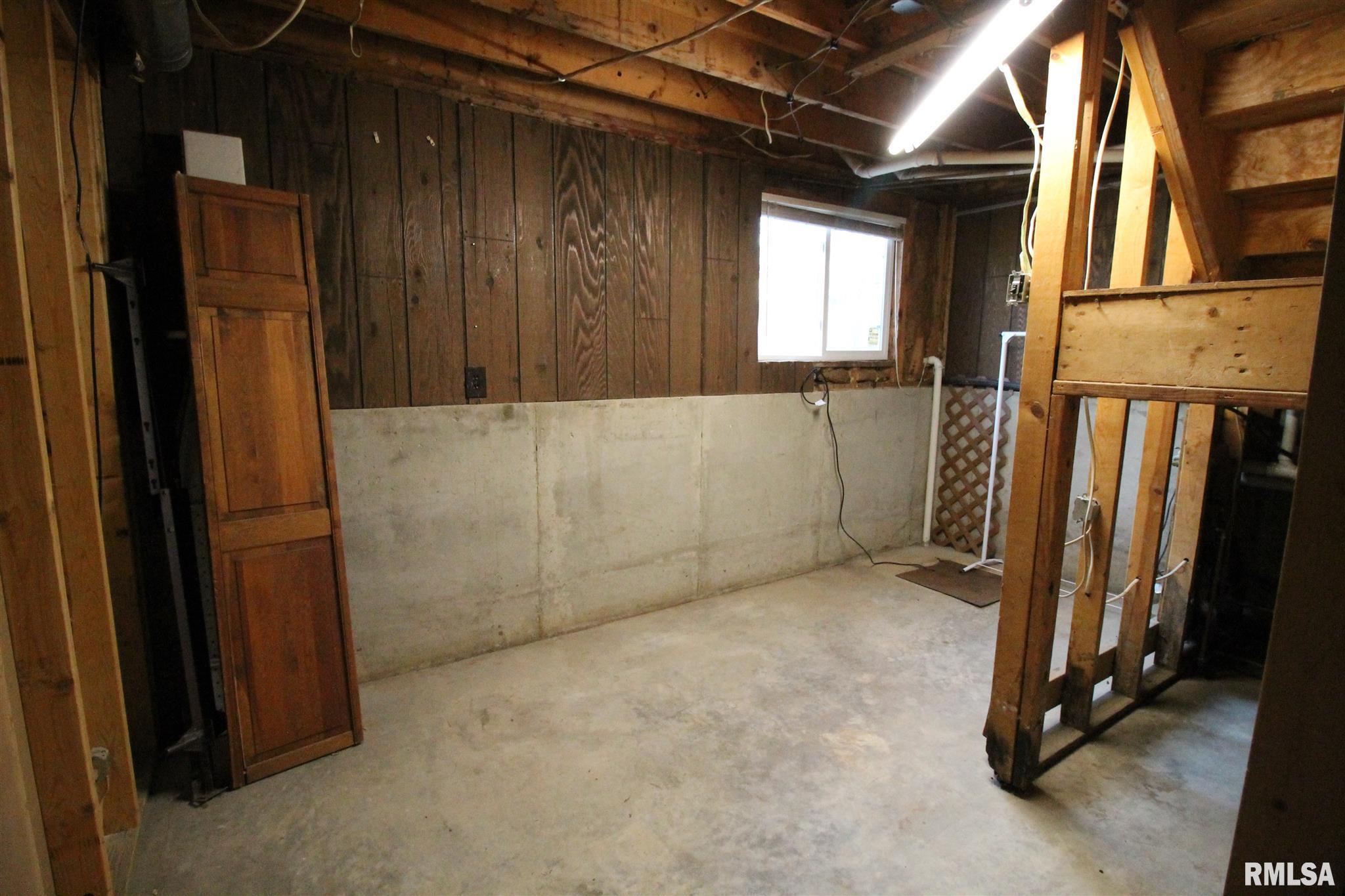 5499 Old Jacksonville Road Springfield, IL 62711 - Photo 11 of 23 Gallery Image 11
