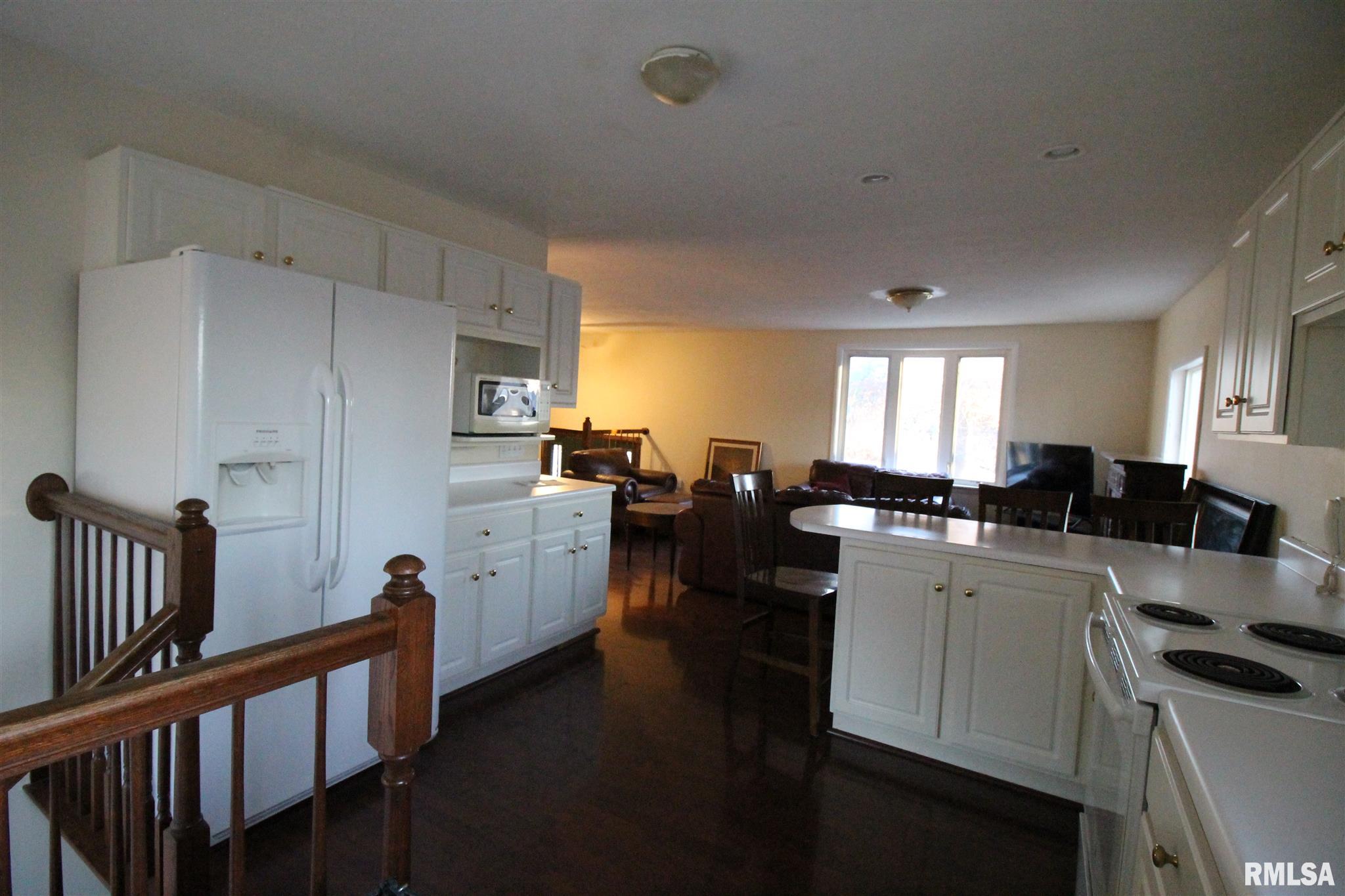 5499 Old Jacksonville Road Springfield, IL 62711 - Photo 5 of 23 Gallery Image 5