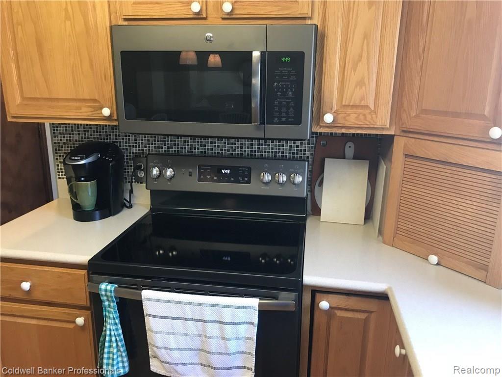 2254 Barnes Road North Branch, MI 48461 - Photo 14 of 29 IMG_3848.JPG