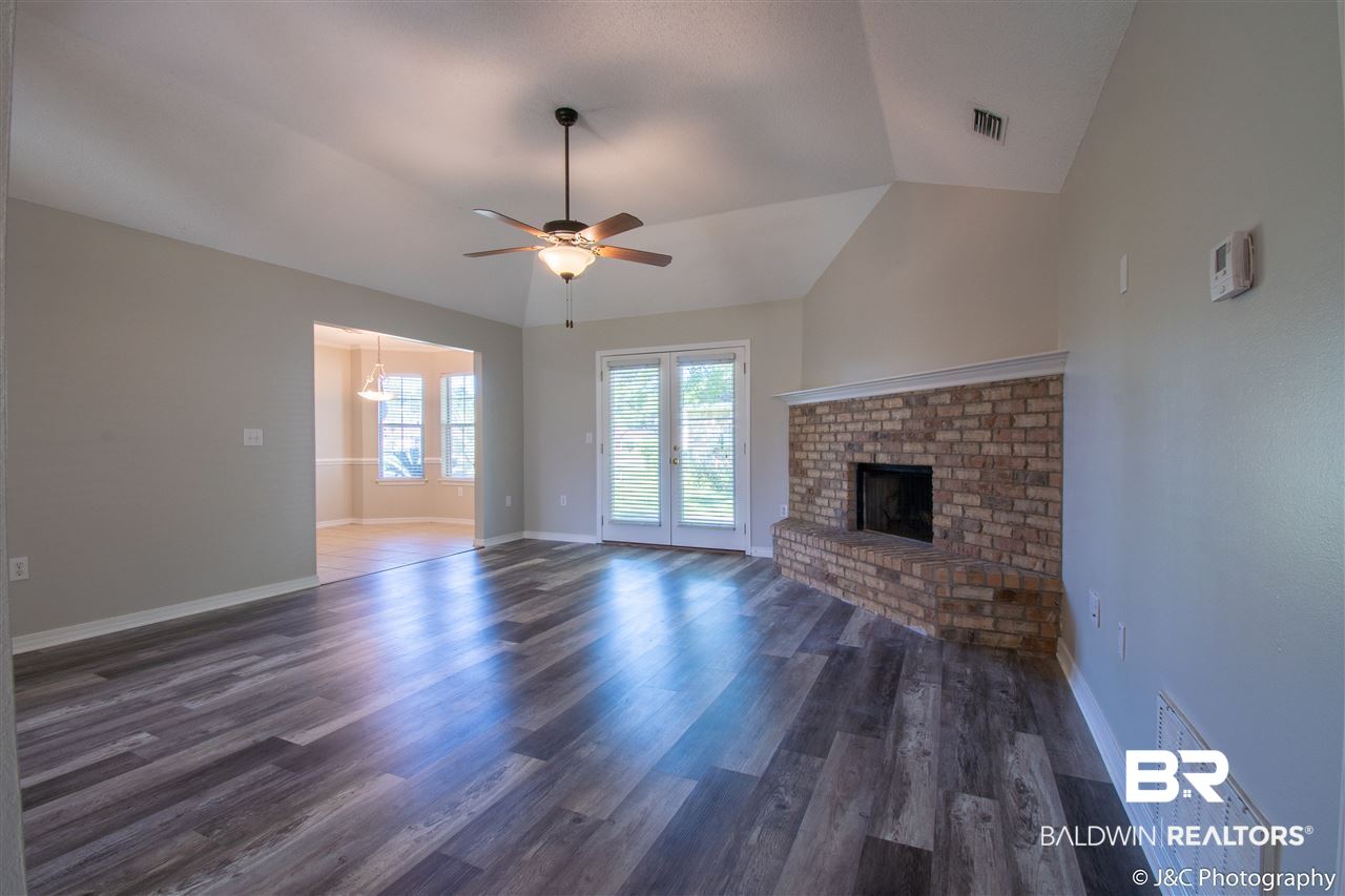417 Wisteria Lane Foley, AL 36535 - Photo 7 of 23