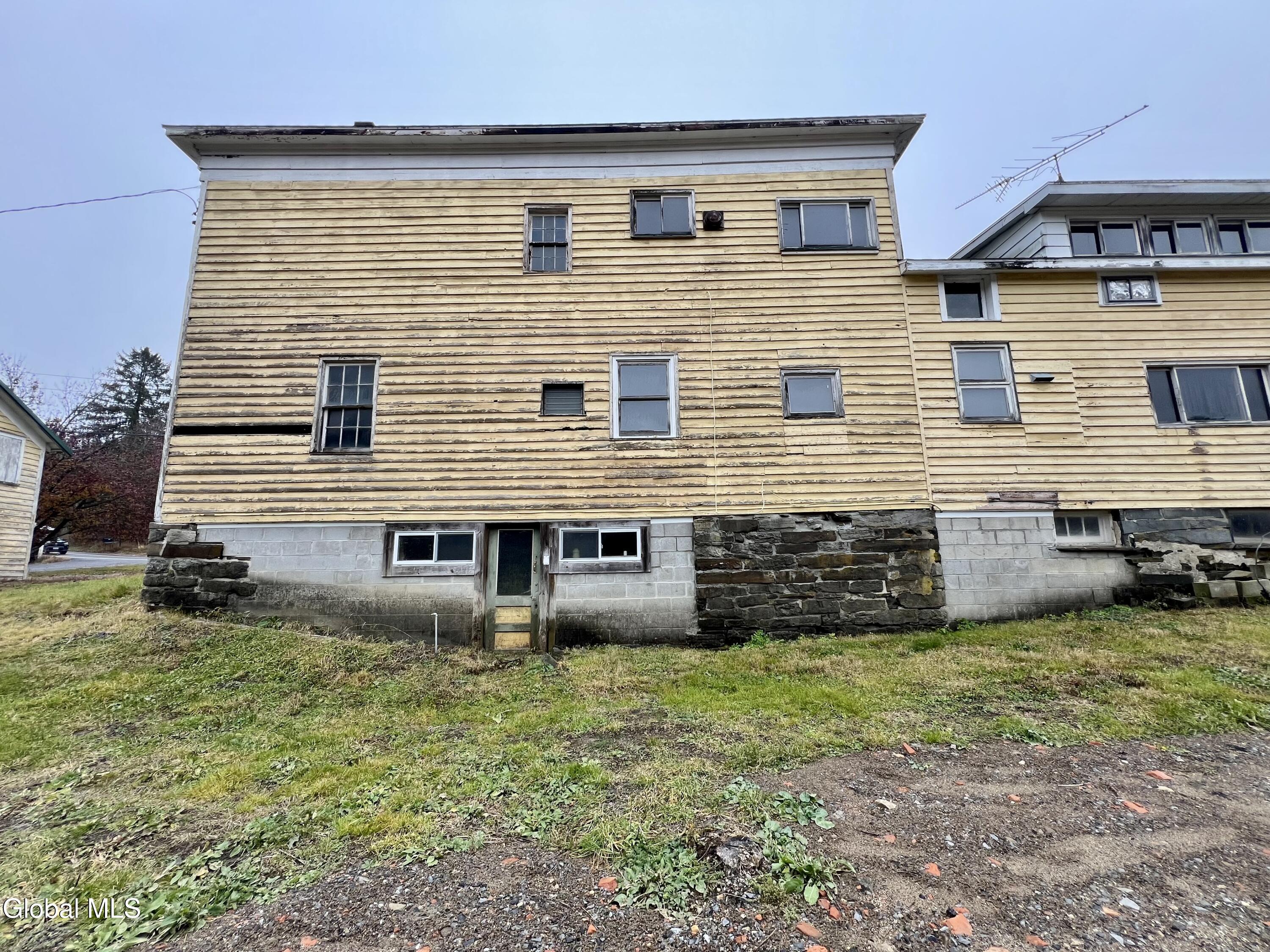 524 Copeland Hill Road Coeymans, NY 12046 - Photo 6 of 12 IMG_0235