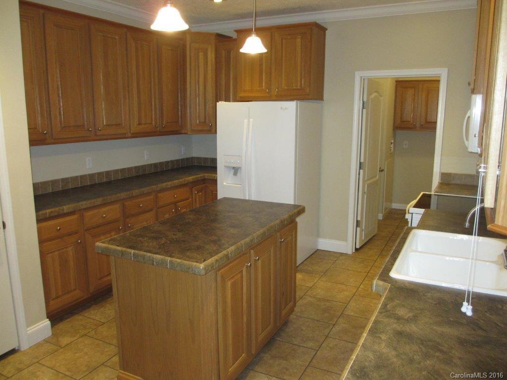 27 Pattys Chapel Road, Unit 66 Fletcher, NC 28732 - Photo 13 of 19 Gallery Image 13