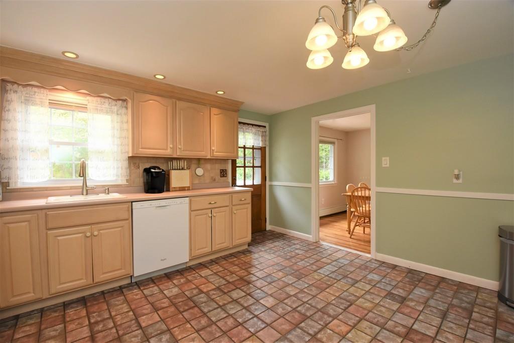 241 Andover Road Billerica, MA 01821 - Photo 13 of 35