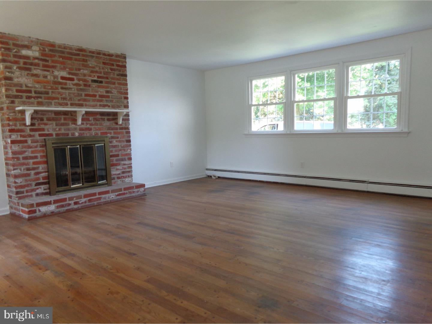2784 Egypt Road Audubon, PA 19403 - Photo 3 of 20 Gallery Image 3