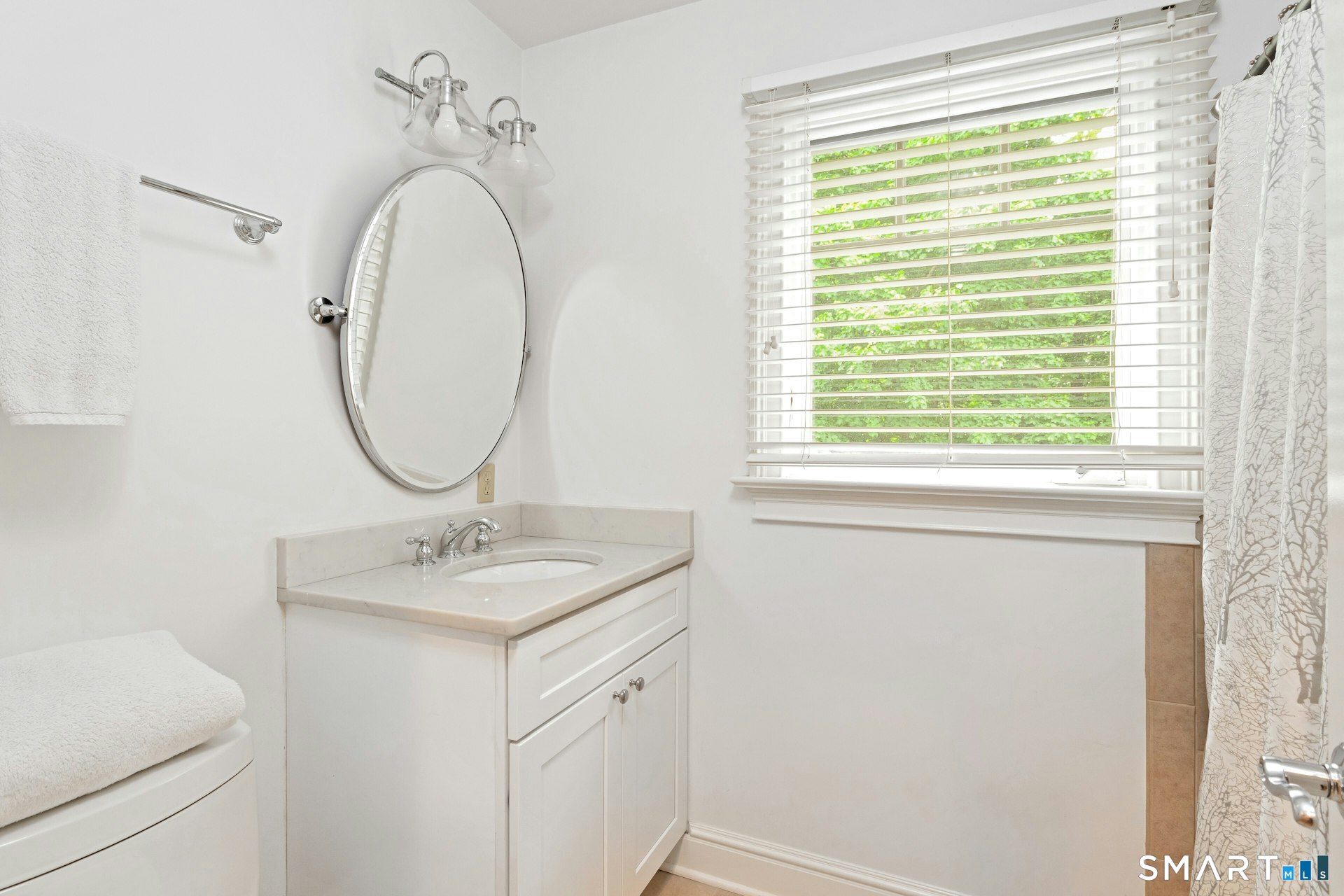11 Walmsley Road Darien, CT 06820 - Photo 23 of 38