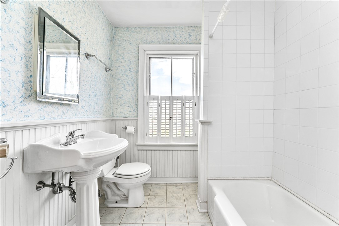 38 School Street Westerly, RI 02891 - Photo 11 of 21