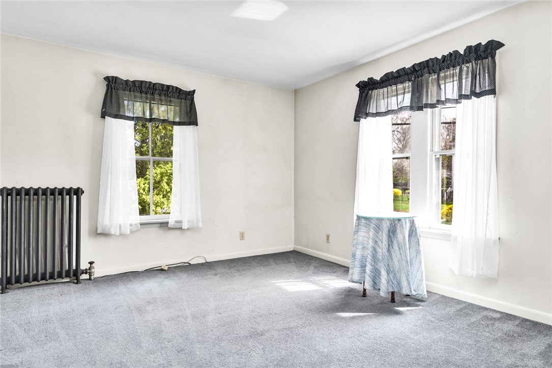 38 School Street Westerly, RI 02891 - Photo 13 of 21