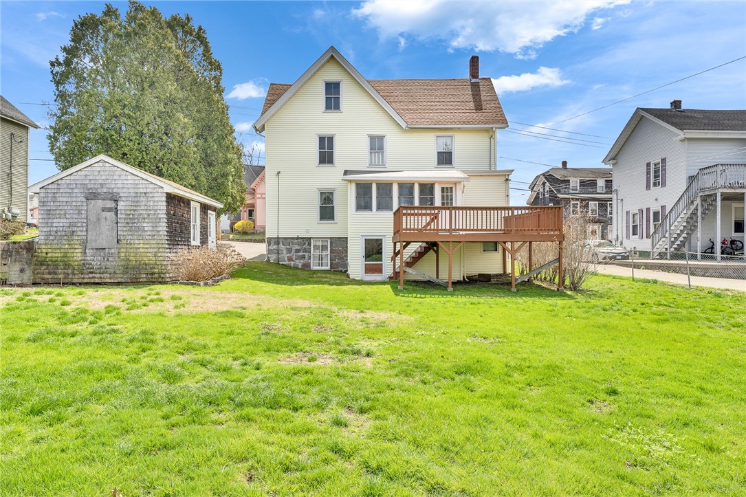 38 School Street Westerly, RI 02891 - Photo 2 of 21