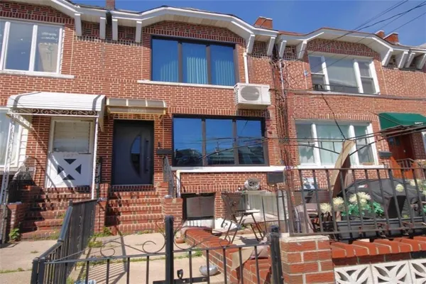 $1,388,000 | 1075 Bay Ridge Parkway | Dyker Heights