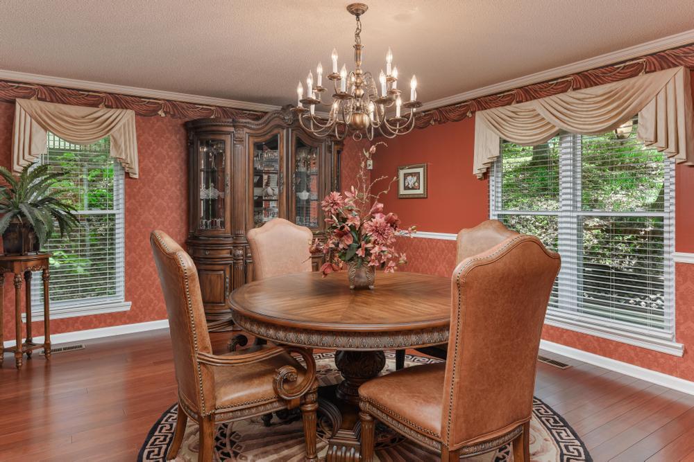 9237 Evening Shadow Drive Chattanooga, TN 37421 - Photo 3 of 40 2023_04_April_9237_Evening_Shadow_Dr_002