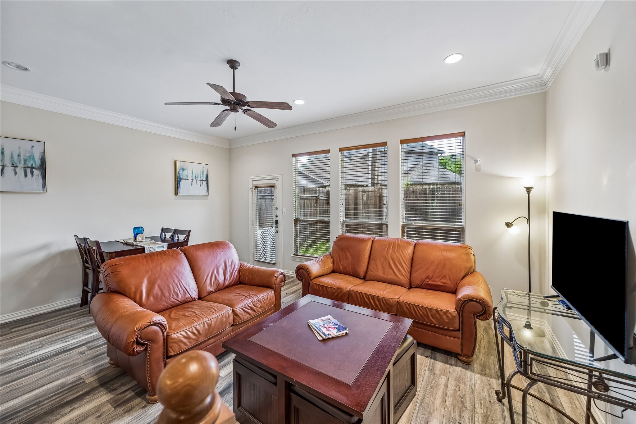 1950 Gentryside Drive Houston, TX 77077 - Photo 9 of 20 Living room ready for entertaining!