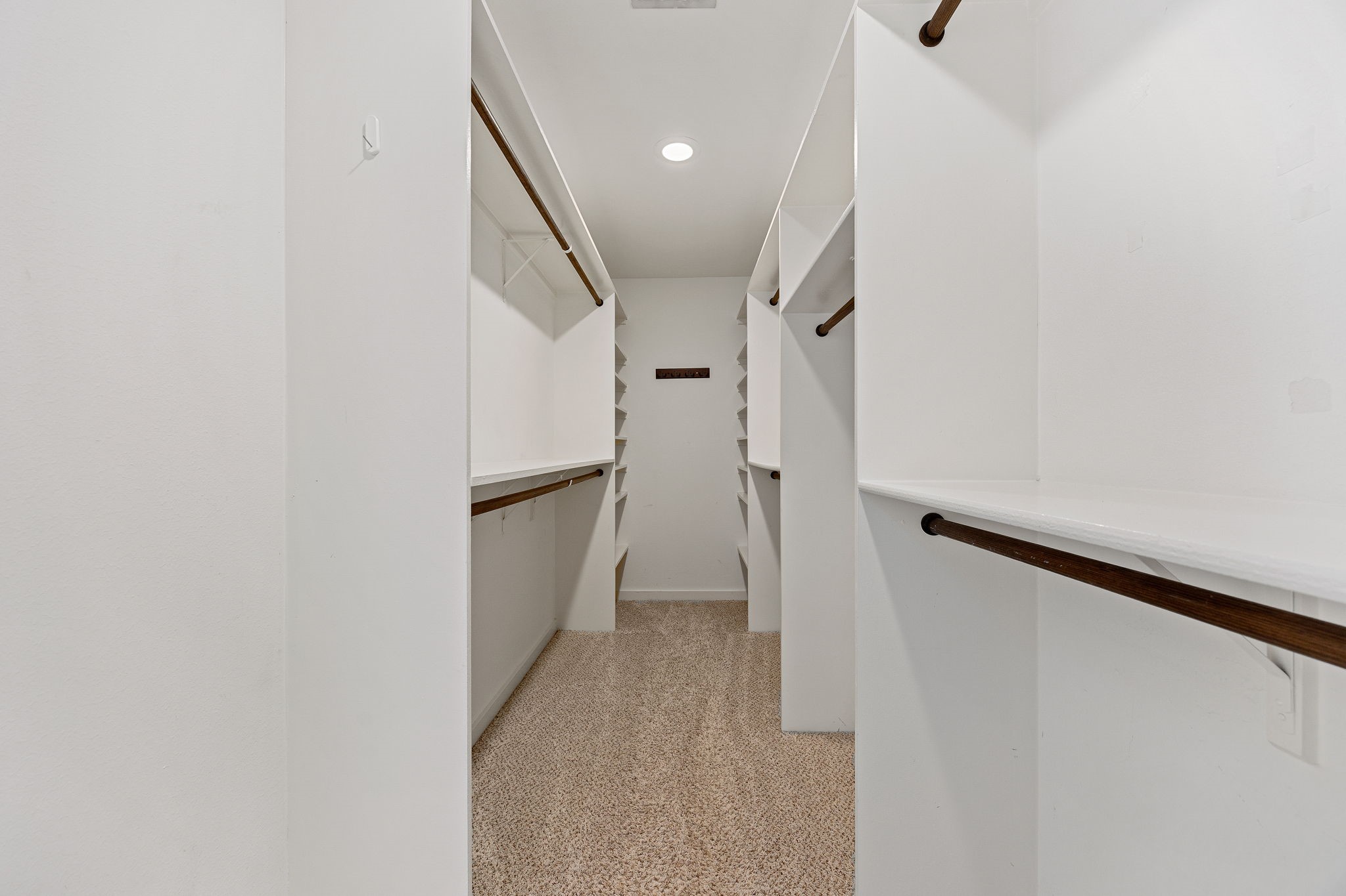 913 Robin Street Houston, TX 77019 - Photo 15 of 24 Gallery Image 15