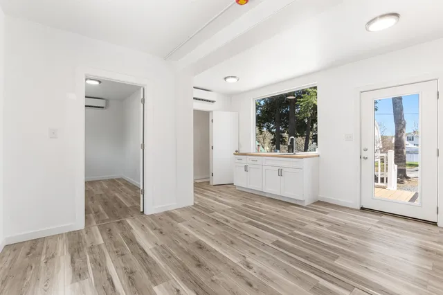 $225,000 | 15 Highland Avenue, Claremont, NH 03743