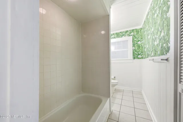 $2,150 | 228 Oleander Street, Neptune Beach, FL 32266