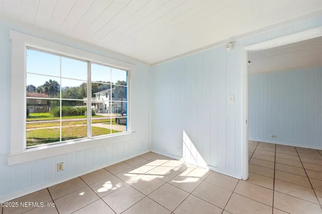 $2,150 | 228 Oleander Street, Neptune Beach, FL 32266