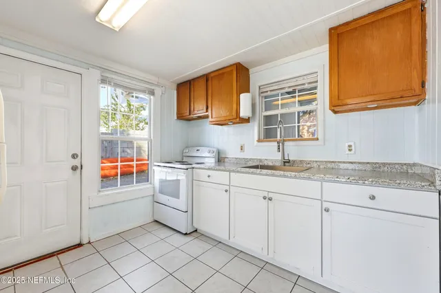 $2,150 | 228 Oleander Street, Neptune Beach, FL 32266