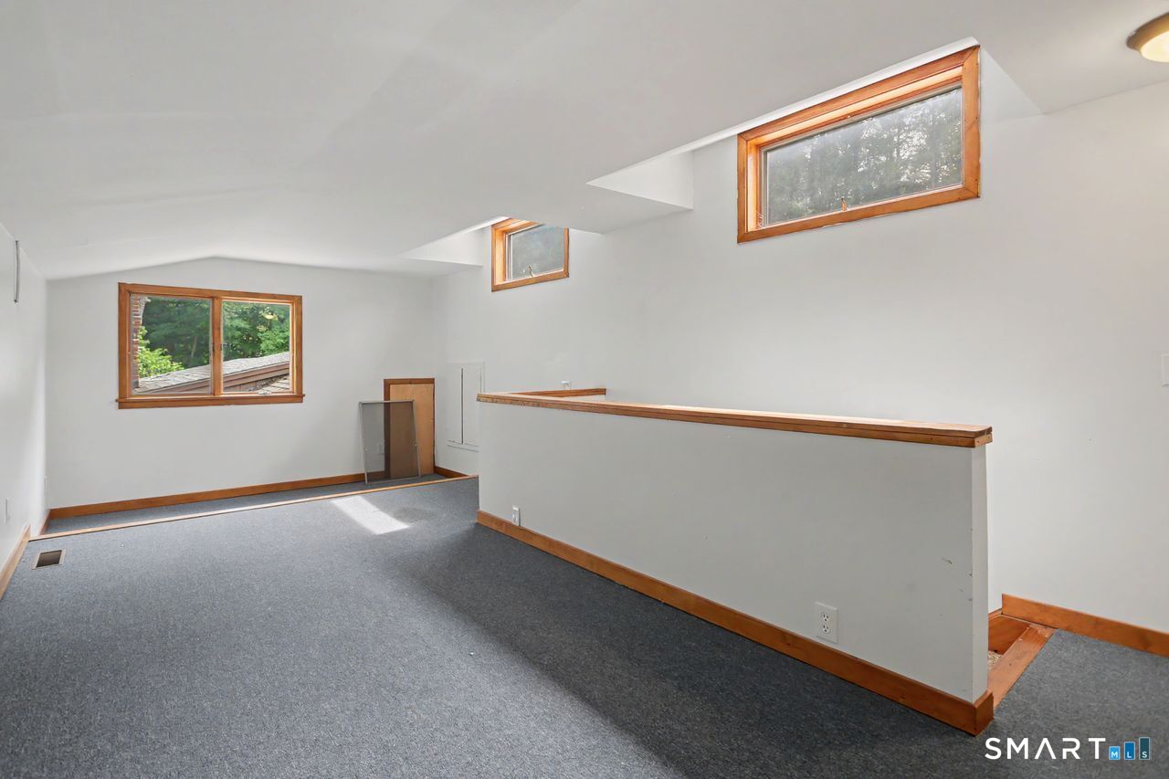 52 Stanley Road Monroe, CT 06468 - Photo 30 of 38