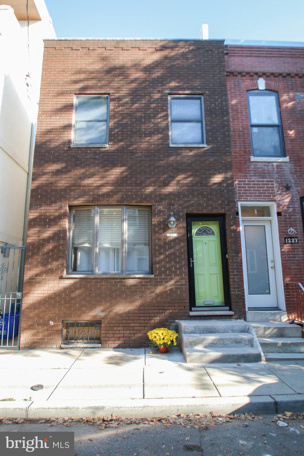 1229 Gerritt Street Philadelphia, PA 19147 - Photo 1 of 24 Gallery Image 1