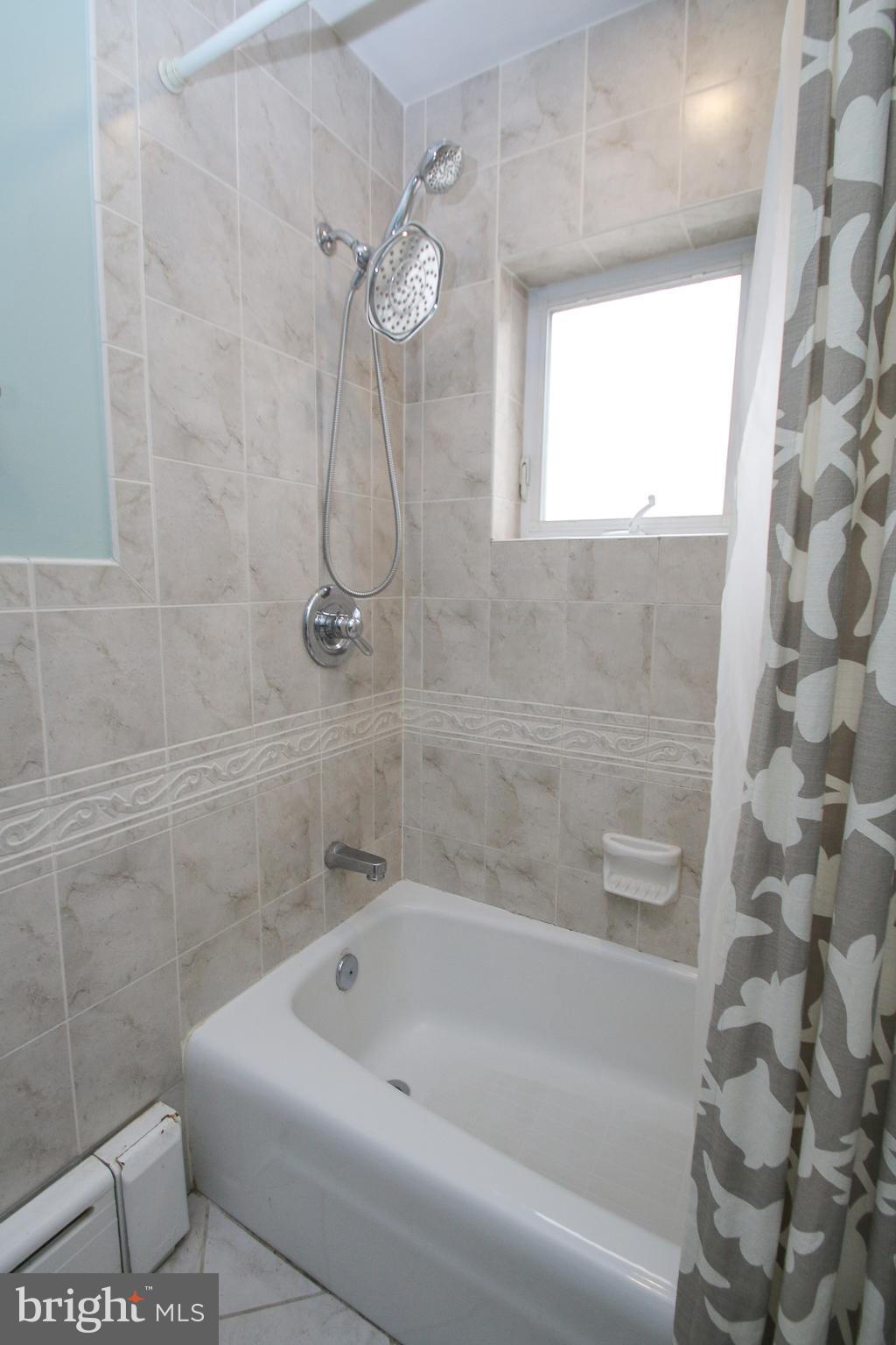 1229 Gerritt Street Philadelphia, PA 19147 - Photo 15 of 24 Gallery Image 15
