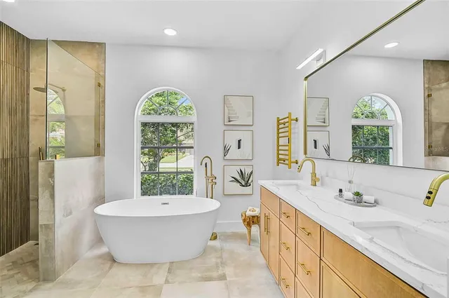 $895,000 | 2072 Tocobaga Lane, Nokomis, FL 34275