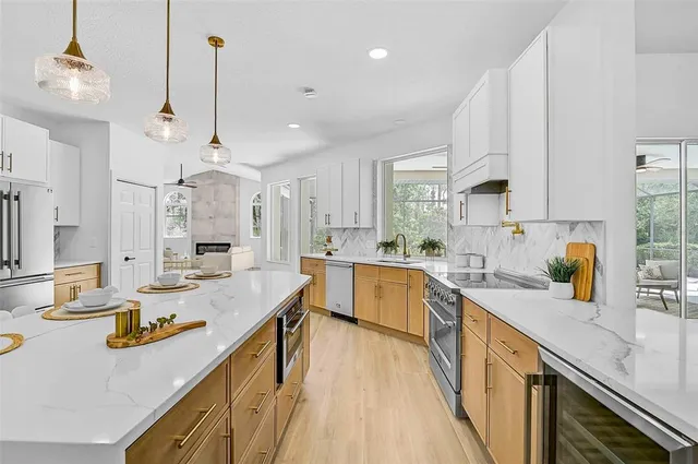 $895,000 | 2072 Tocobaga Lane, Nokomis, FL 34275