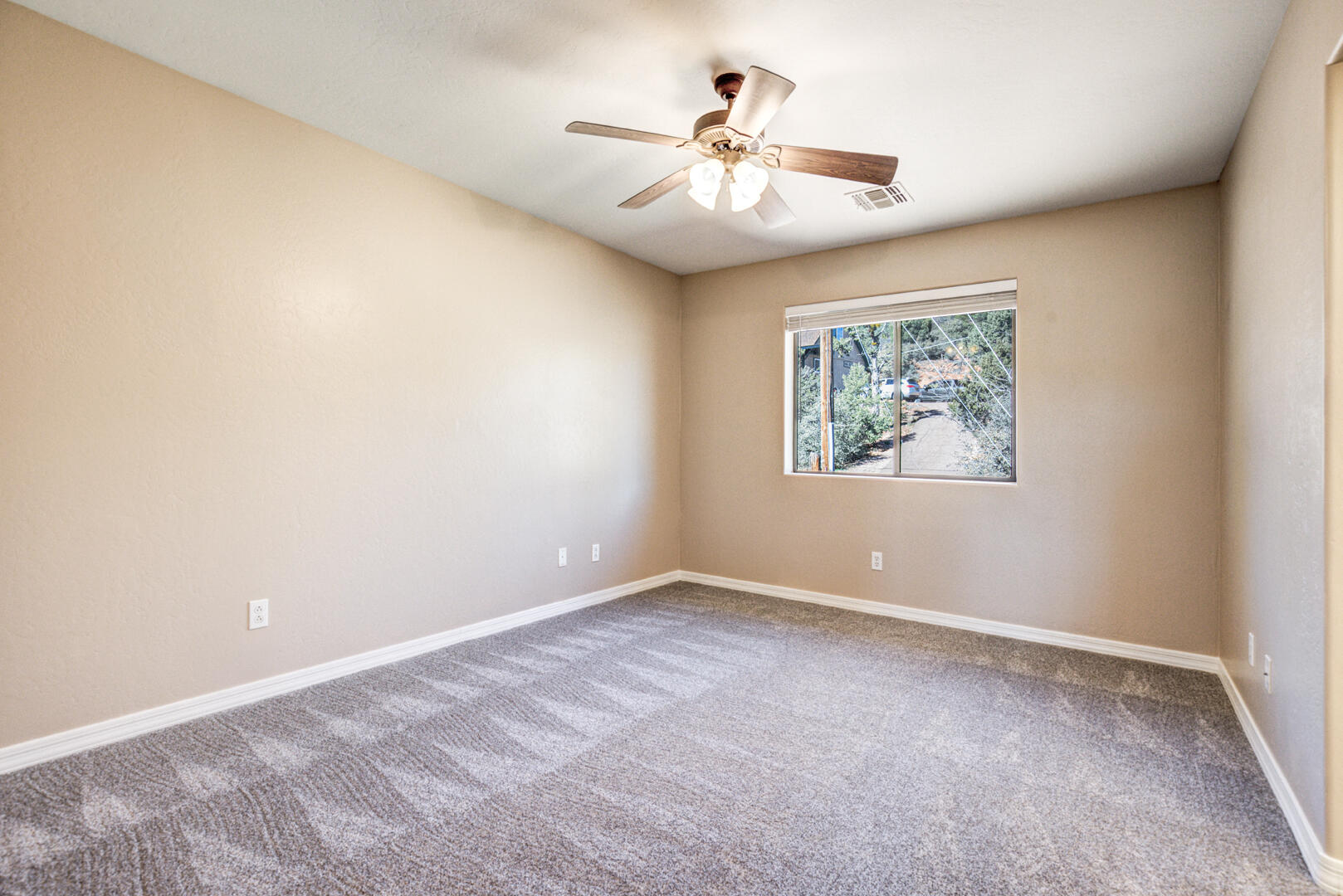 308 West Frontier Street, Unit G Payson, AZ 85541 - Photo 17 of 35 Master Suite