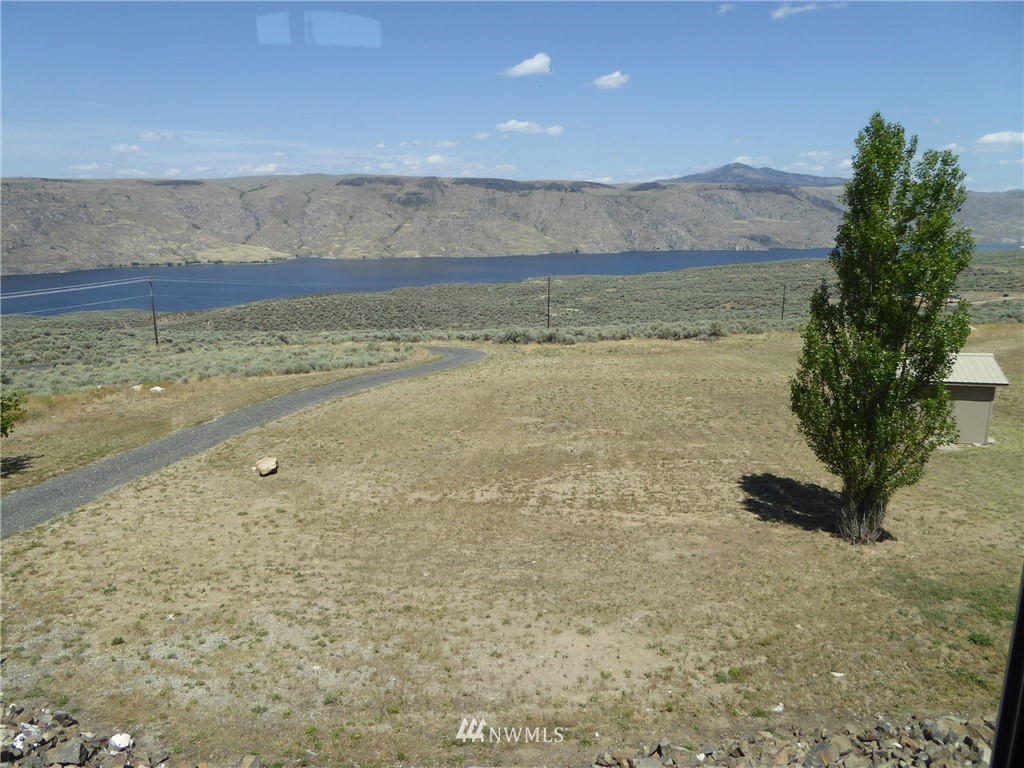 3352 East Spring Canyon Road Grand Coulee, WA 99133 - Photo 8 of 31 Gallery Image 8