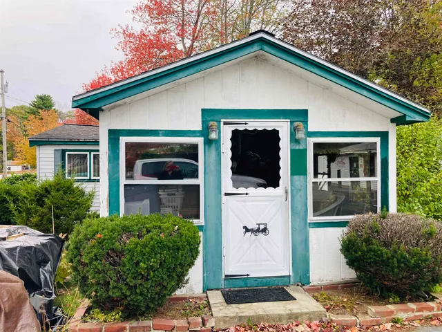 $325,000 | 13 Elm Street, Epping, NH 03042