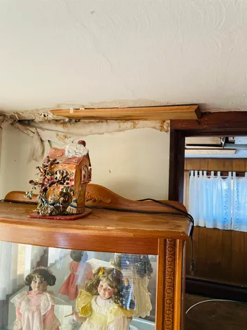 $325,000 | 13 Elm Street, Epping, NH 03042