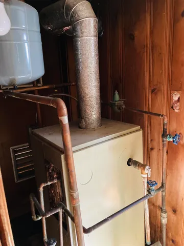 $325,000 | 13 Elm Street, Epping, NH 03042