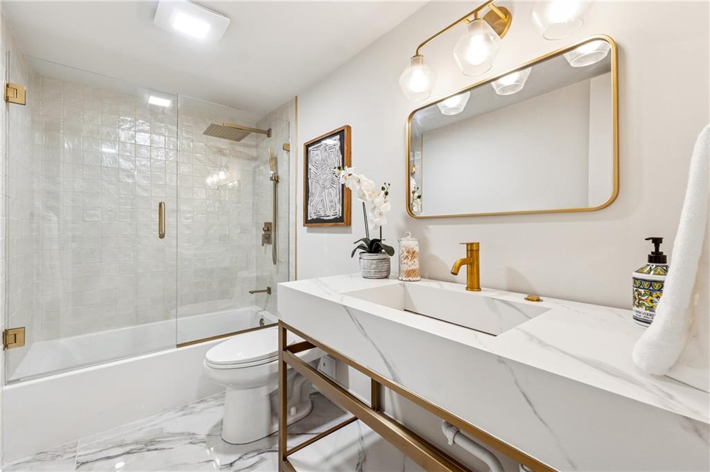 107 La Rue Place Northwest Atlanta, GA 30327 - Photo 15 of 29