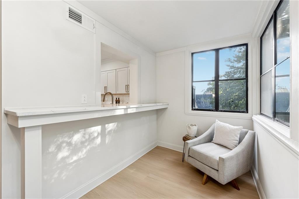 107 La Rue Place Northwest Atlanta, GA 30327 - Photo 10 of 29