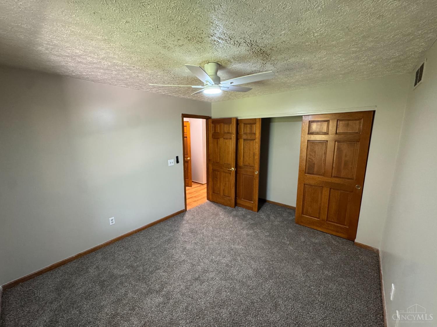6954 Bridges Road Cincinnati, OH 45230 - Photo 17 of 43