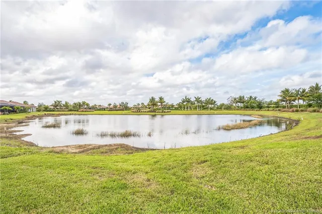 $15,000 | 15111 Pescara Street, Naples, FL 34114