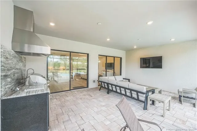 $15,000 | 15111 Pescara Street, Naples, FL 34114